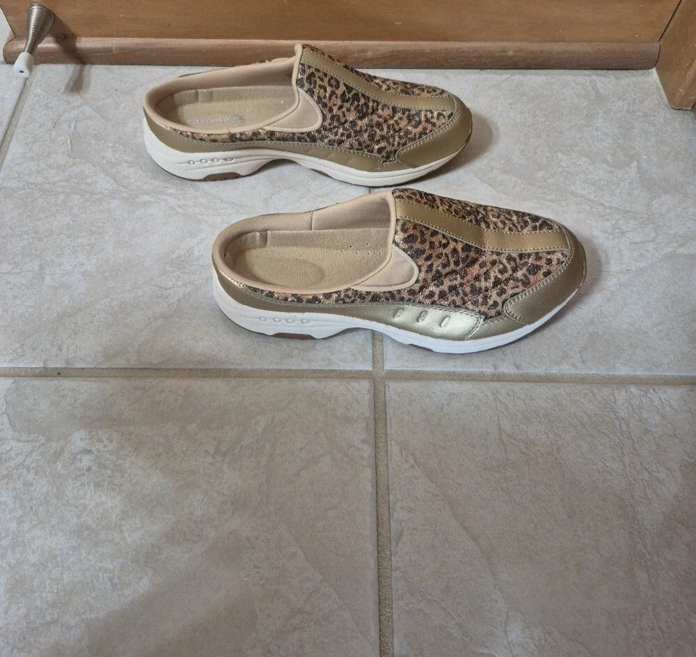 Easy Spirit Traveltime Leopard Print Comfort Fashion Sneakers - Gold 7.5W